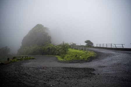 Monsoon-Track-IMD-predicts-extremely-heavy-rain-over-parts-of-Maharashtra-till-Sat