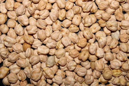 Exclusive-Govt-mulls-removal-of-import-duty-on-kabuli-chana-decision-likely-September