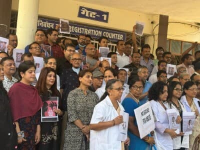 Kolkata-Horror-Govt-to-form-committee-to-ensure-safety-of-healthcare-professionals