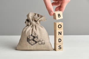 Bond-Club-Axis-Bank-emerges-as-top-corp-bond-arranger-after-3-months