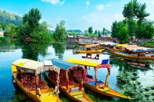 Statehood-Restoration-Plea-in-SC-seeks-restoration-of-J-K-s-statehood-within-2-months