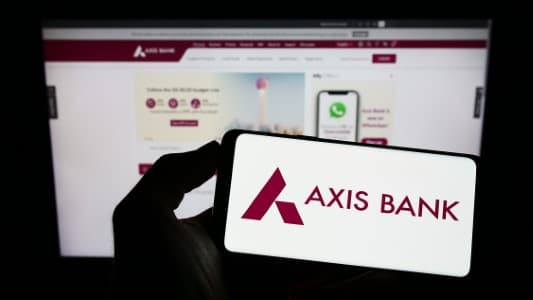 Earnings-Review-Axis-Bank-net-profit-up-18-37-YoY-as-income-rises-up-15-37-QoQ