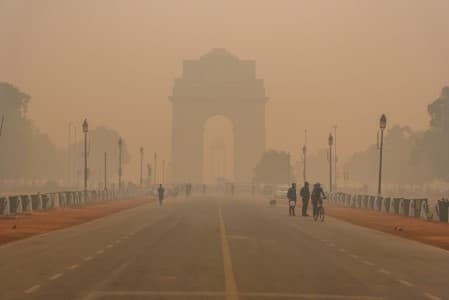 Rising-Pollution-Graded-action-plan-4-to-remain-in-Delhi-NCR-even-if-air-quality-improves-SC
