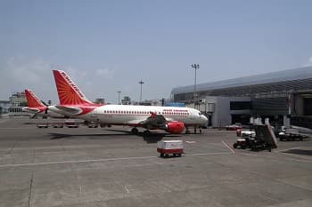 Hindon-Airport-Delhi-Intl-Airport-withdraws-plea-against-commercial-ops-at-Hindon-Airport