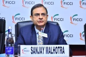 RBI-Bankers-Meet-RBI-Governor-Malhotra-likely-to-meet-PSU-pvt-bankers-Thursday-says-source