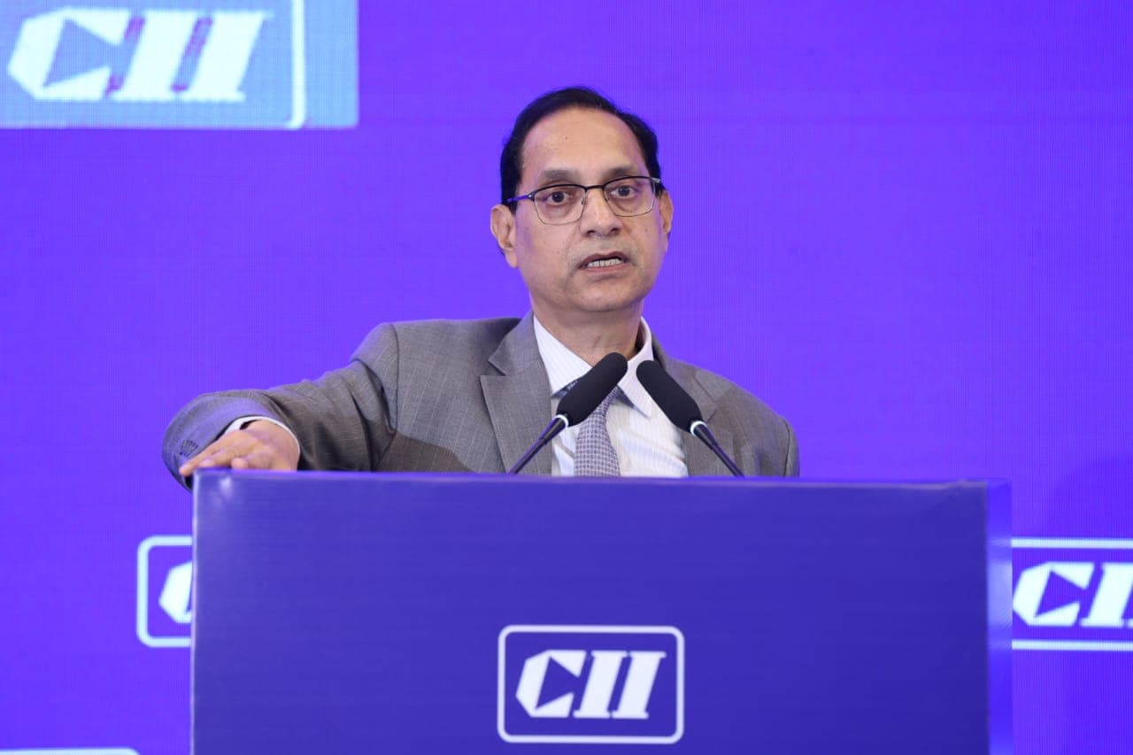 Time-to-Invest-Finance-secy-urges-industry-to-unleash-animal-spirits-take-plunge-on-spending