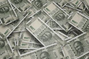 FX-Forward-RBI-changes-mix-of-FX-forward-book-makes-it-onshore-heavy-say-dealers