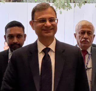 RBI-Policy-MPC-delivers-first-rate-cut-in-5-yrs-repo-rate-lowered-by-25-bps