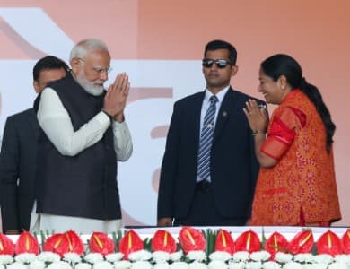 State-Vote-BJP-s-Rekha-Gupta-takes-oath-as-Delhi-CM-6-others-as-ministers