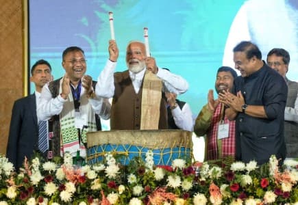 Advantage-Assam-2-0-World-today-trusts-India-s-support-for-stability-policy-continuity-says-PM-Modi