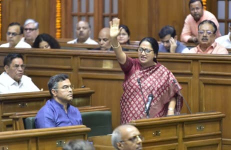 Delhi-Budget-Delhi-s-FY26-fisc-gap-to-soar-800-37-as-Budget-goes-big-on-cash-handout-plans