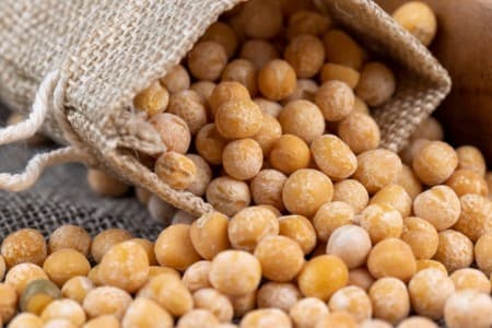 Govt-extends-duty-free-import-of-yellow-peas-cuts-duty-on-edible-oils-by-10-37-