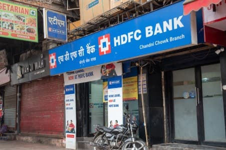 Lending-Rates-HDFC-Bank-reduces-MCLR-by-30-bps-on-most-tenures