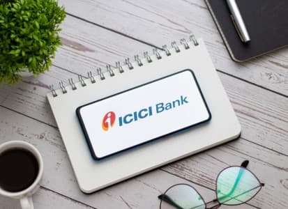 Other-income-helps-ICICI-Bk-beat-view-despite-provision-woes
