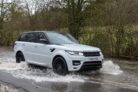 Auto-Registrations-JLR-car-registrations-slump-41-37-on-year-in-Sept-amid-crippling-cyberattack