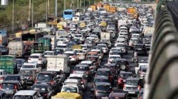 Pedestrian-Safety-SC-asks-states-to-frame-rules-on-pedestrian-safety-on-roads-highways