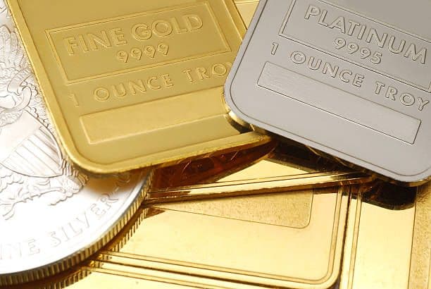 Bulluon-Rally-COMEX-gold-silver-hit-record-highs-on-weak-dollar-firm-safe-haven-demand