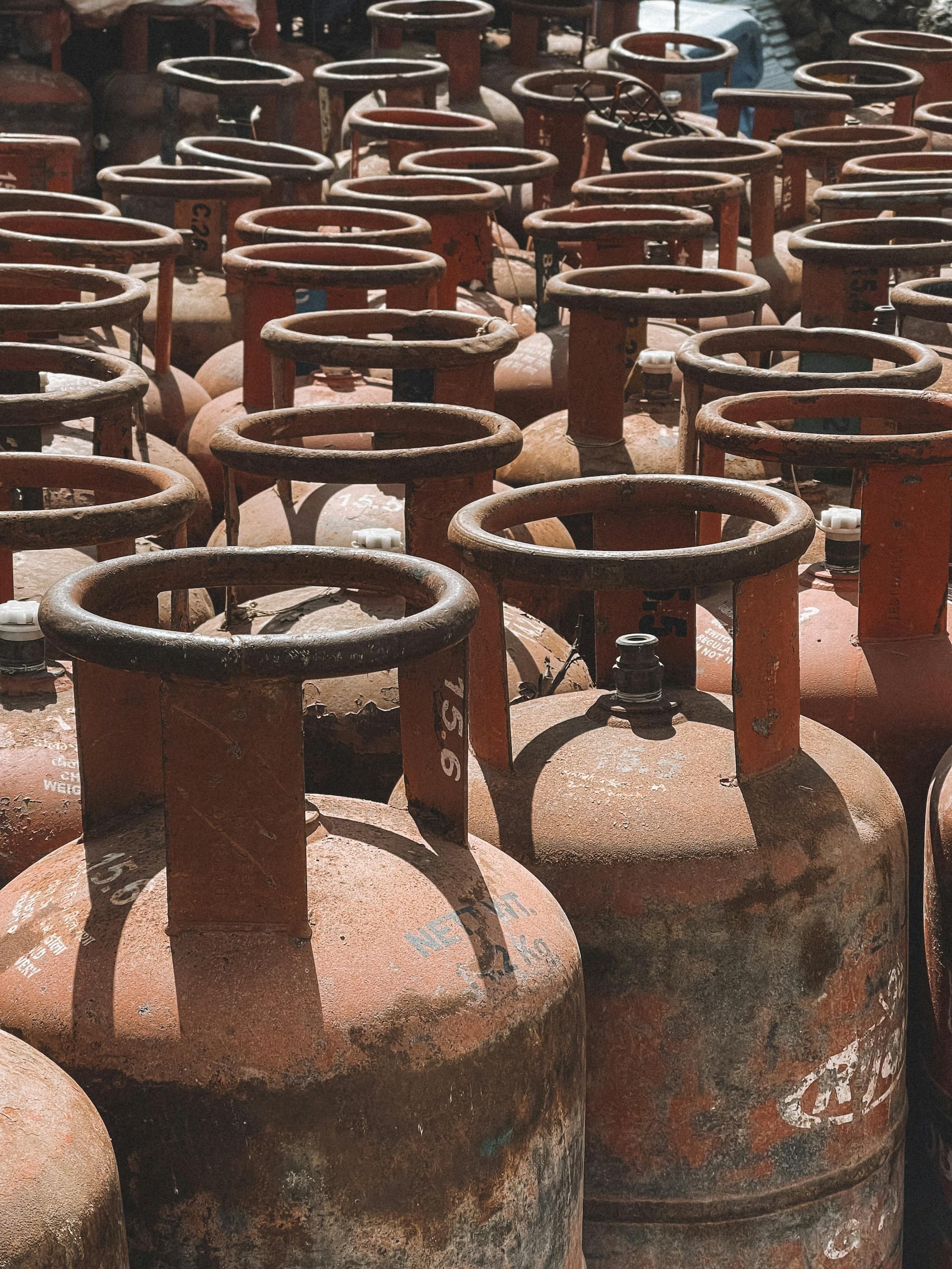 War-Impact-Govt-asks-PNG-users-to-give-up-LPG-bars-them-from-new-connections-refills
