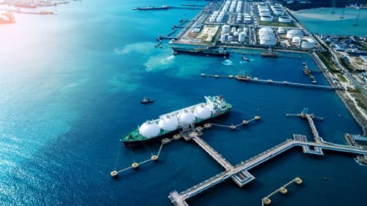 US-takes-top-spot-as-India-s-LPG-supplier-Mar-as-war-chokes-Gulf-oil-supply