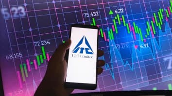 Cigarette-Price-Hike-ITC-mulls-next-round-of-price-hikes-this-time-in-Mini-Kings-dealers-say