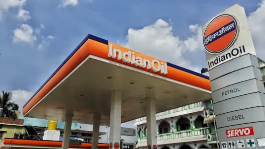 Price-Cut-IOC-cuts-19-kg-LPG-cylinder-price-by-INR-192-to-INR-2-738-in-Delhi