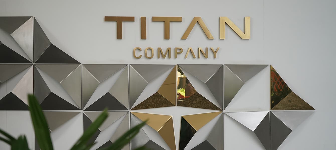 Apr-Jun-Earnings-Titan-net-profit-rises-to-INR-16-99-billion-beats-estimates