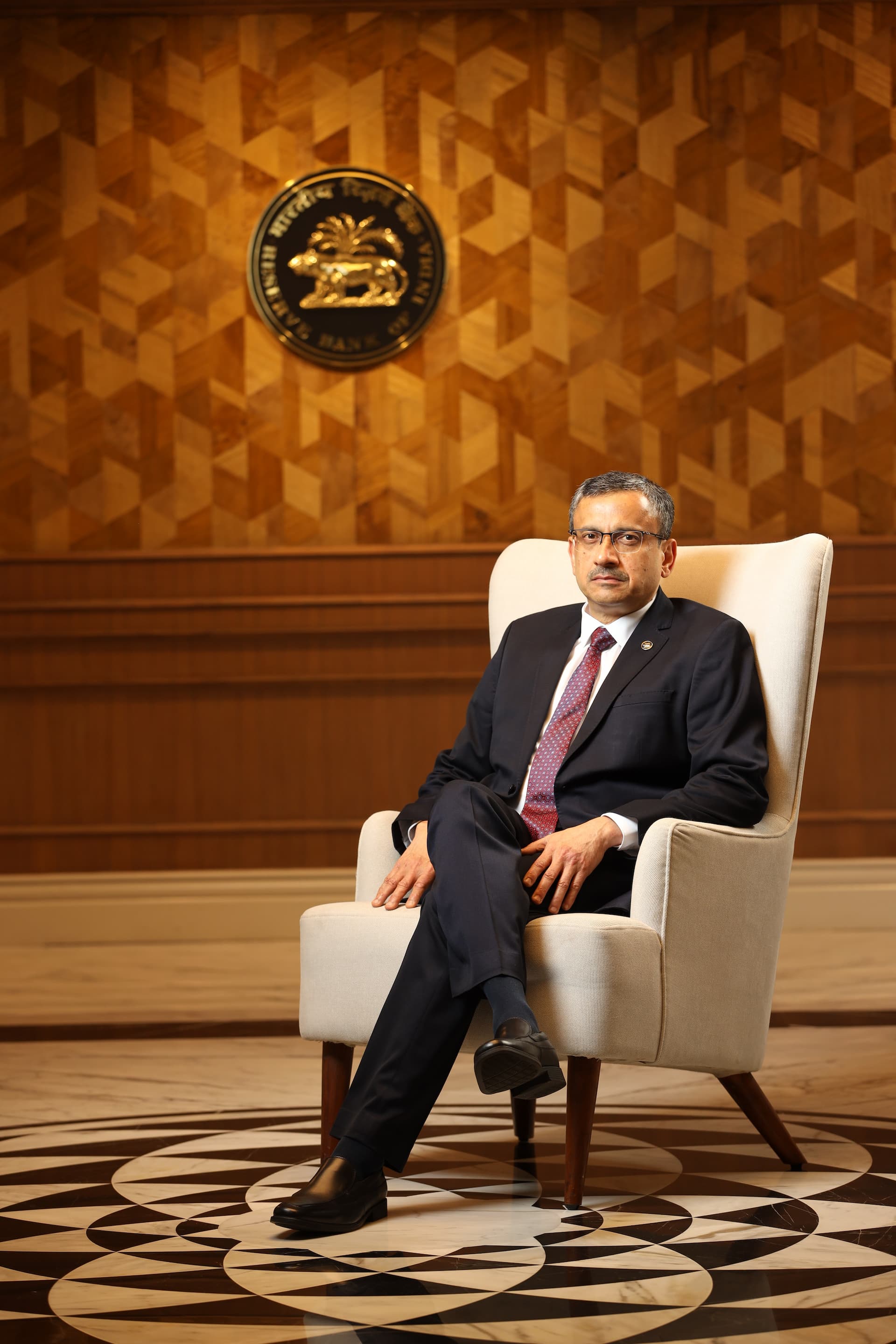 FX-Pricing-Customer-centric-business-processes-key-to-better-Foreign-Exchange-pricing-RBI-Jain