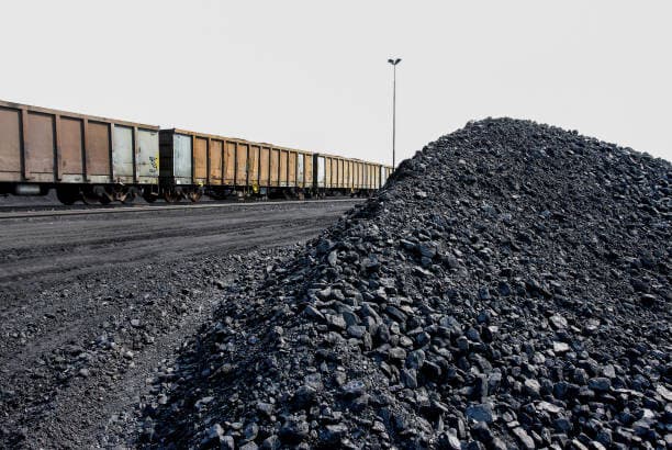 supply-growth-Coal-loading-to-power-sector-up-20-37-in-four-days-says-coal-ministry